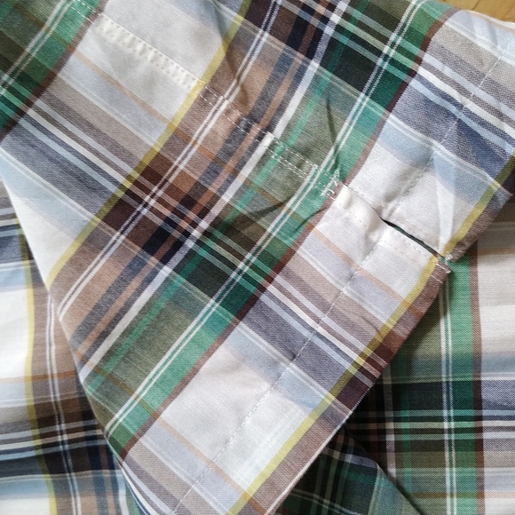 Daks Formal Shirt - Picture 9 of 9